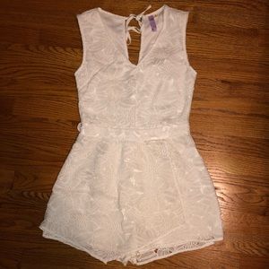 White lace romper